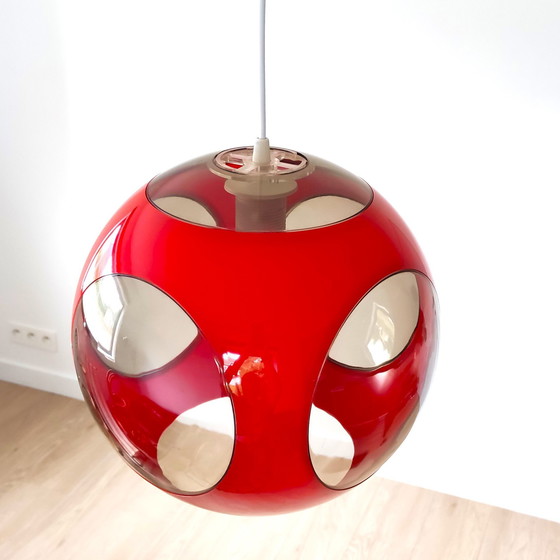 Image 1 of Vintage rode Ufo hanglamp - ruimtetijdperk ontwerp uit de jaren 1970