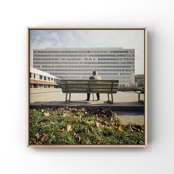 Image 1 of 1X Man Next To The Modernist, 1965 | Minimalistisch Architectuur