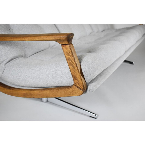 Image 1 of Vintage scandinavische bank met lichtgrijze stof 1960