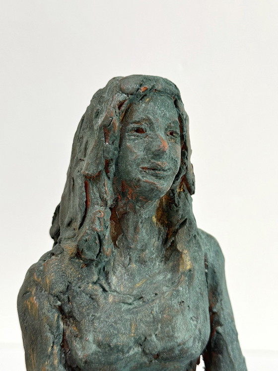 Image 1 of Terracotta sculptuur - een vrouw - Yolande Ide (1931)