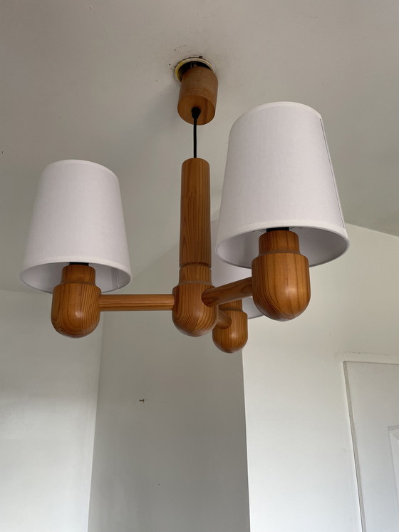Image 1 of Scandinavische massief houten kroonluchter 1970