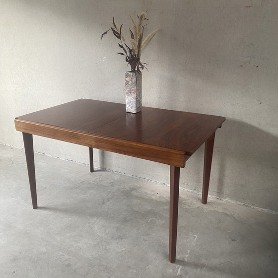 Image 1 of Vintage uitschuifbare Palissander Eetkamertafel 