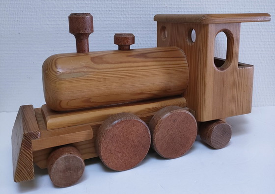 Image 1 of Wog Oostenrijk Vintage Houten Trein