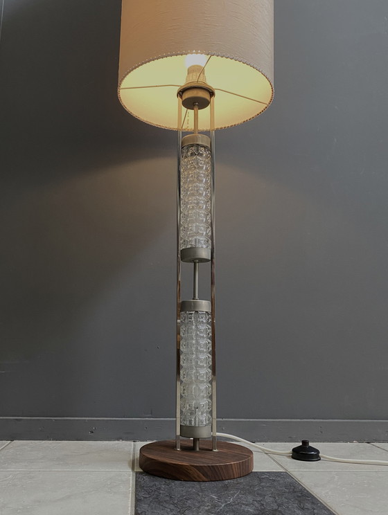 Image 1 of Vloerlamp met Glas voet en zijden kap van Richard Essig voor Besigheim, jaren 70