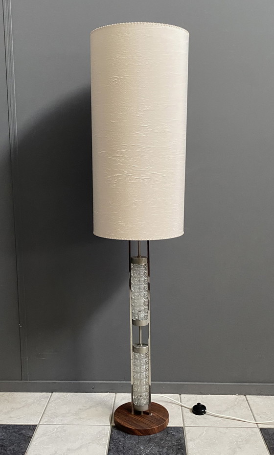 Image 1 of Vloerlamp met Glas voet en zijden kap van Richard Essig voor Besigheim, jaren 70