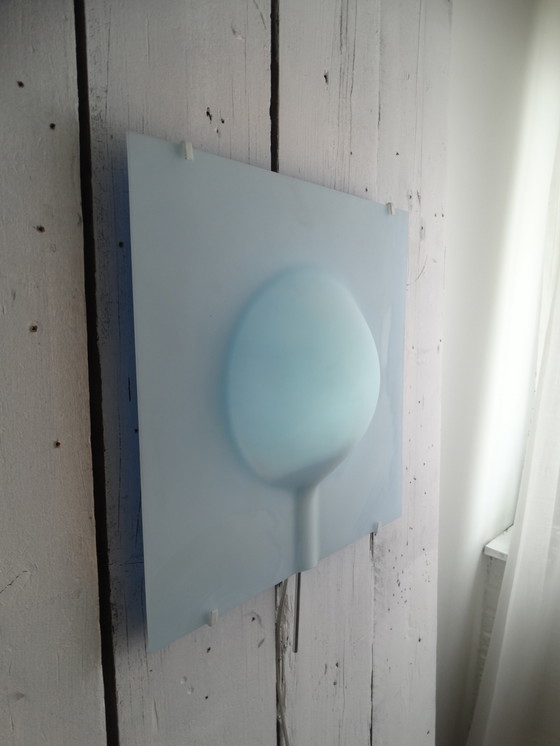 Image 1 of Ikea Stämming muurlamp blauw.