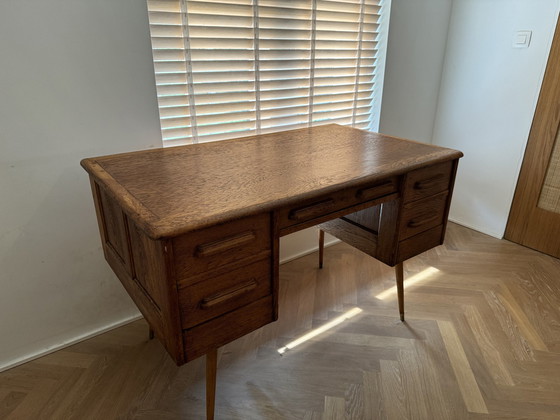 Image 1 of Vintage Houten Bureau