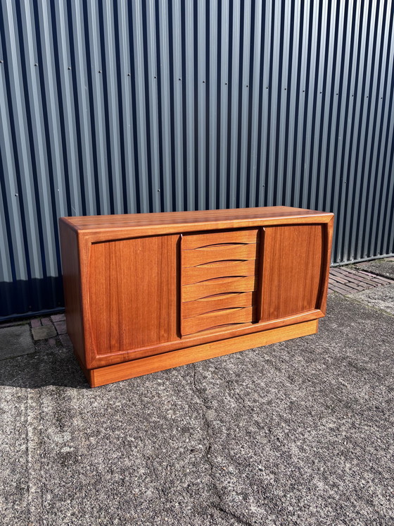 Image 1 of Vintage Teak Deens Dressoir 