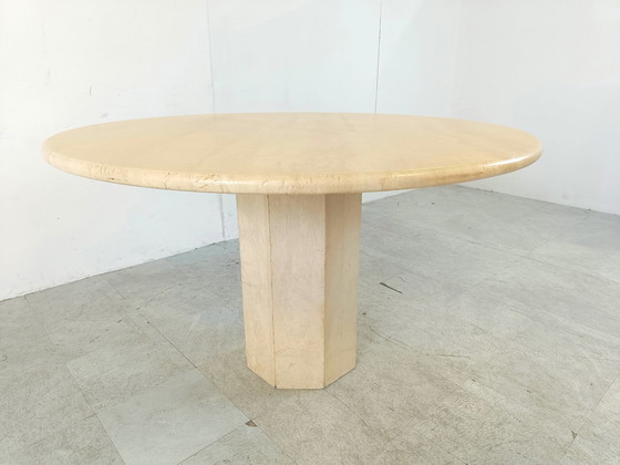 Image 1 of Italiaanse travertin eettafel rond