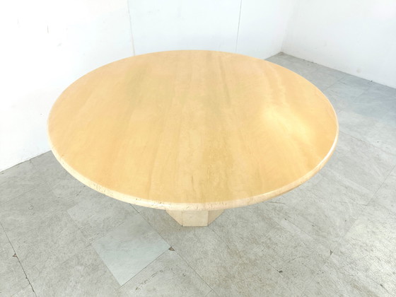 Image 1 of Italiaanse travertin eettafel rond