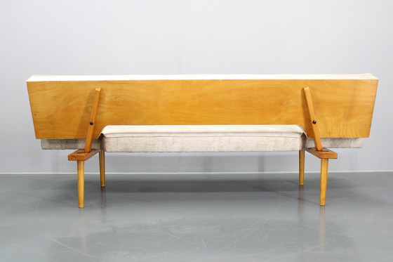 Image 1 of 1960S Miroslav Navratil Cabrio Gerestaureerd Dagbed Sofa, Tsjecho-Slowakije