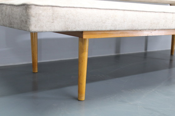 Image 1 of 1960S Miroslav Navratil Cabrio Gerestaureerd Dagbed Sofa, Tsjecho-Slowakije