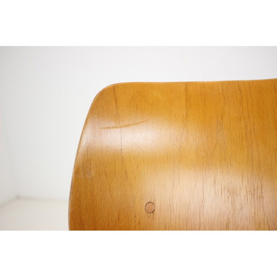 Image 1 of Paar vintage stoelen in beukenhout en stof van Ton, Tsjecho-Slowakije jaren 1965