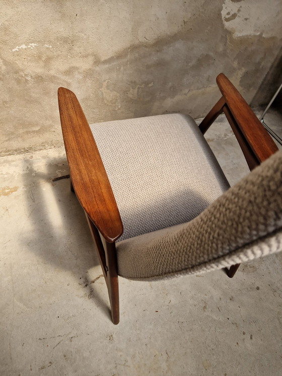 Image 1 of Vintage deense fauteuil nieuw bekleed