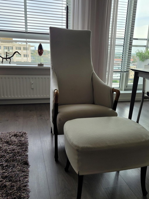 Giorgetti Progetti Fauteuil Met Hocker