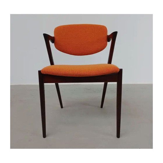 Image 1 of 8 Volledig gerestaureerde gekostumeerde palissander eetkamerstoelen van Kai Kristiansen voor Schous Møbelfabrik, jaren 1960