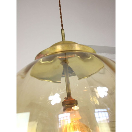 Image 1 of Gele mid-century glazen en messing bol hanglamp