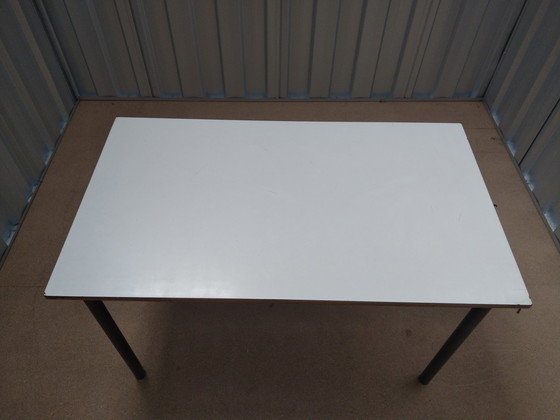 Image 1 of Formica tafel Elbe