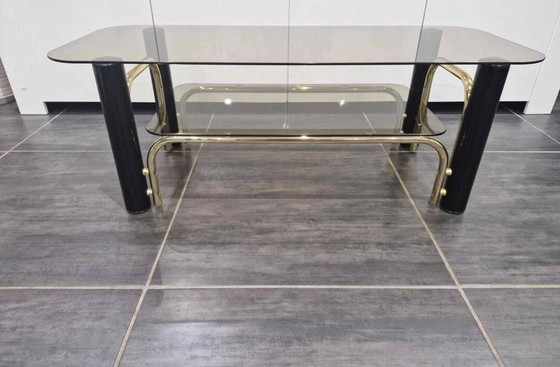 Image 1 of Vintage verguld metaal en gerookt glas salontafel 1970
