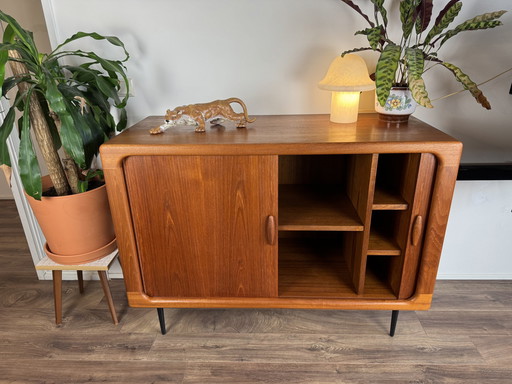 Svend Dyrlund Dressoir