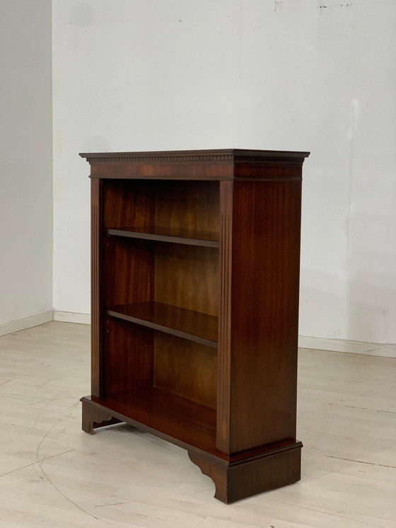 Image 1 of Schattige vintage mahonie boekenplank kast