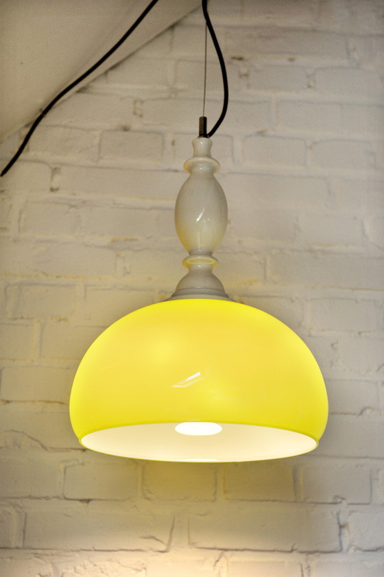 Image 1 of Vintage hanglamp groen opaline glas met wit houten armatuur