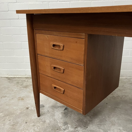 Image 1 of Vintage Deens Bureau