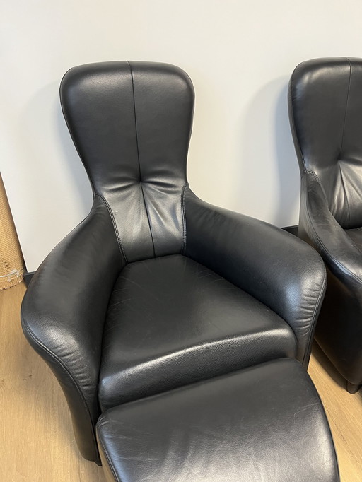 Sitting Vision De Toekomst 2 Fauteuils Met 2 Poefjes