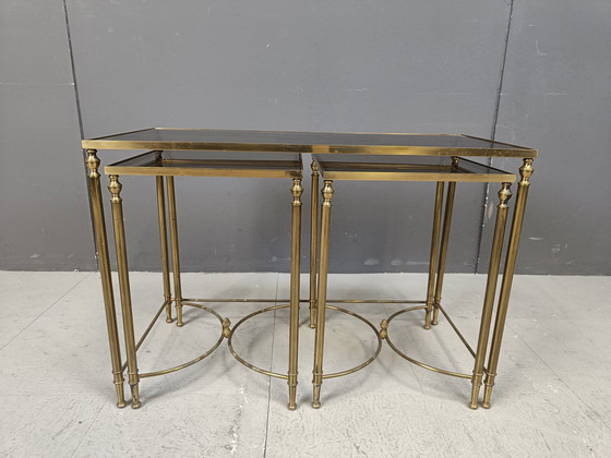 Image 1 of Verguld metalen neoklassieke salontafel set op de wijze van Maison Jansen, 1960S