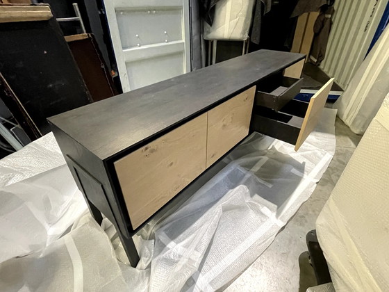 Image 1 of Dressoir L230cm, 3 Deuren + 1 Lade, Lichte en Donkere Eik.