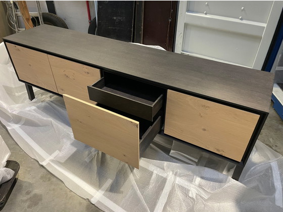 Image 1 of Dressoir L230cm, 3 Deuren + 1 Lade, Lichte en Donkere Eik.