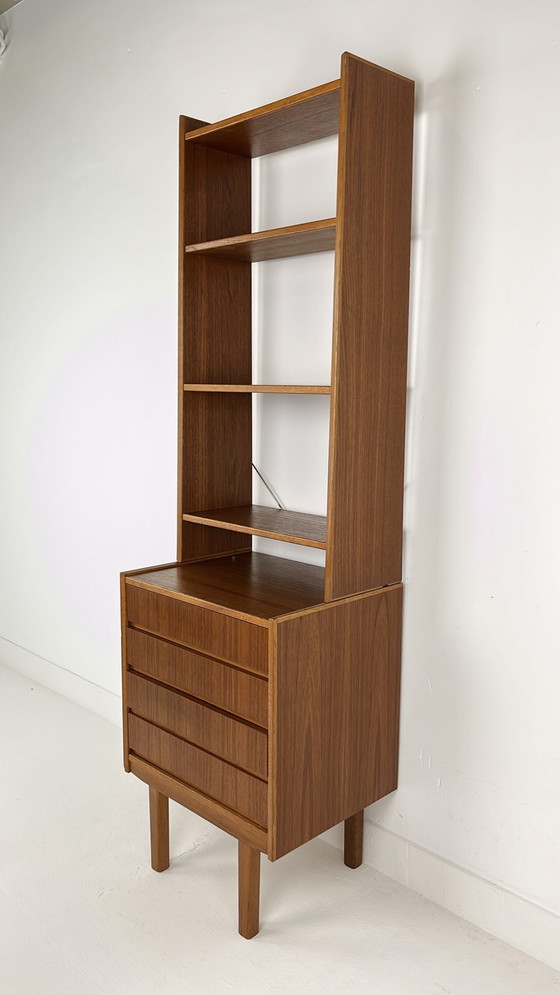 Image 1 of Teak Fineren Zweedse Vintage Boekenkast 