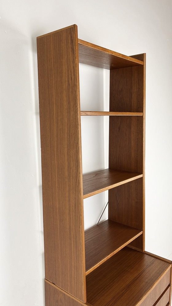 Image 1 of Teak Fineren Zweedse Vintage Boekenkast 