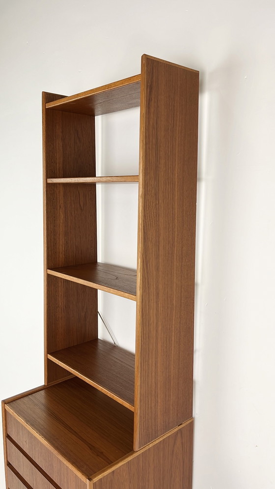 Image 1 of Teak Fineren Zweedse Vintage Boekenkast 