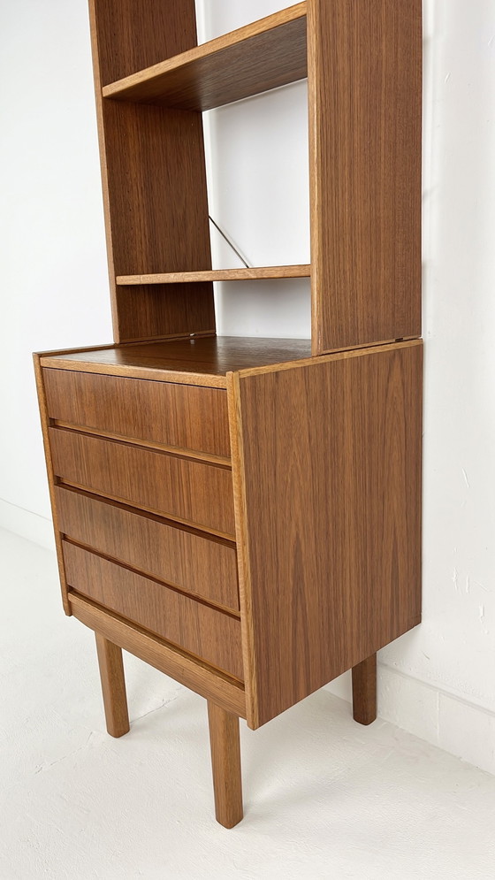 Image 1 of Teak Fineren Zweedse Vintage Boekenkast 