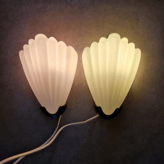 Image 1 of 2 Vintage Wandlampen Artdeco Schelpen Lamp