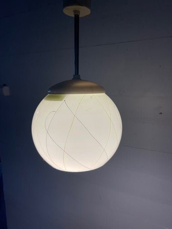 Image 1 of Vintage melkglazen hanglamp wit en blauw M0186