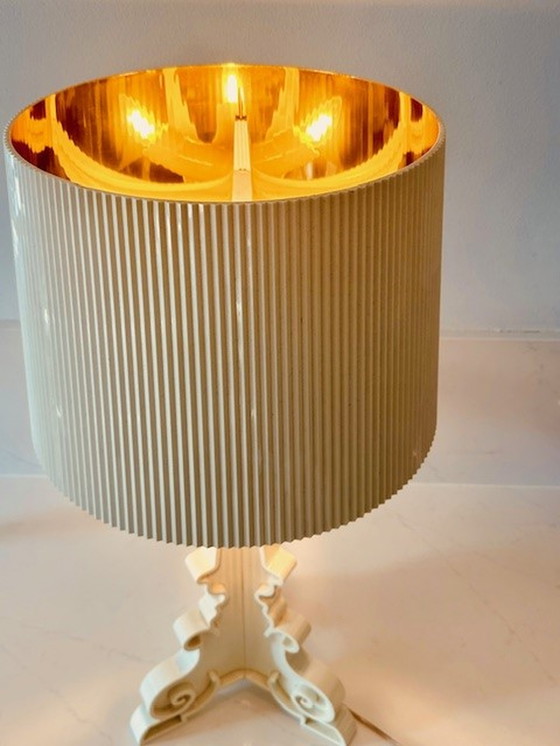 Image 1 of Kartell Bourgie Lamp wit met vergulde binnenkant