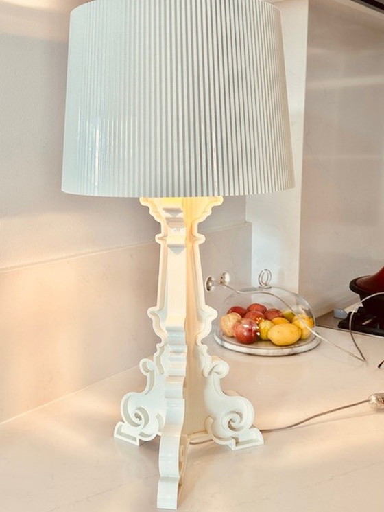 Image 1 of Kartell Bourgie Lamp wit met vergulde binnenkant