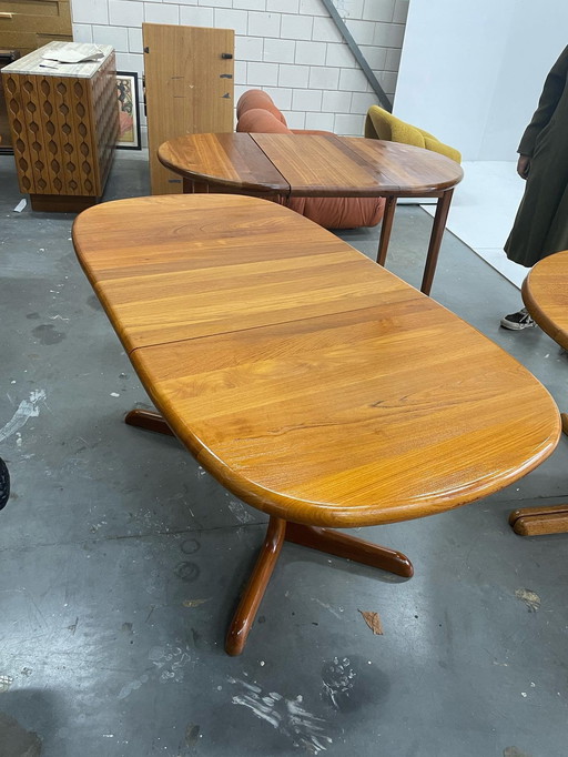 Vintage Deense Ovalen Uitschuifbare Eettafel Massief Teak