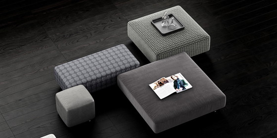 Image 1 of Minotti Damier Pouf/ Ottoman Showmodel 2023 Lp € 1.980,-