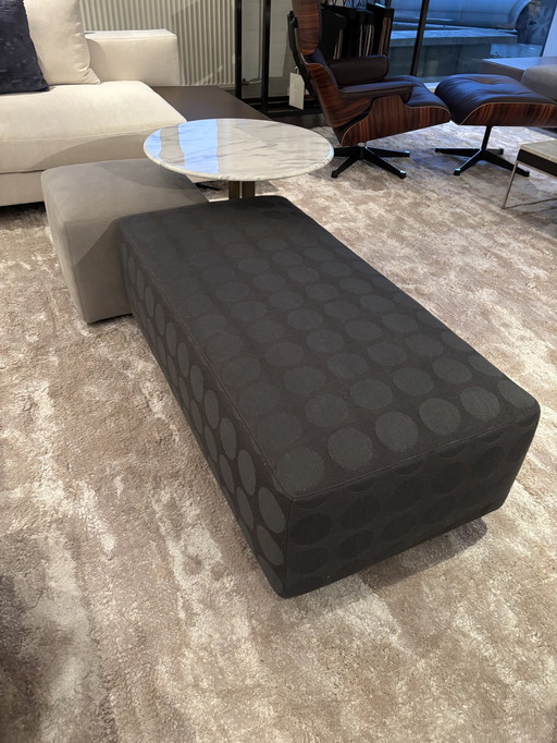 Minotti Damier Pouf/ Ottoman Showmodel 2023 Lp € 1.980,-