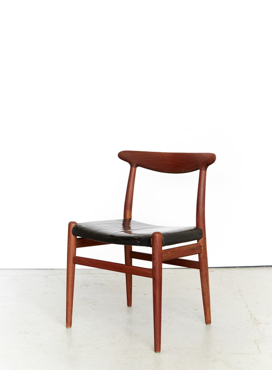 Image 1 of Hans J. Wegner eetkamerstoel W2 voor CMMadsen I set van drie