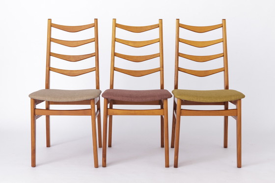 Image 1 of 3 Vintage eetkamerstoelen 1970S - Duits ontwerp