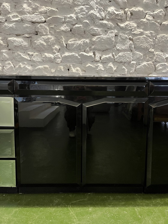 Image 1 of 80s dressoir