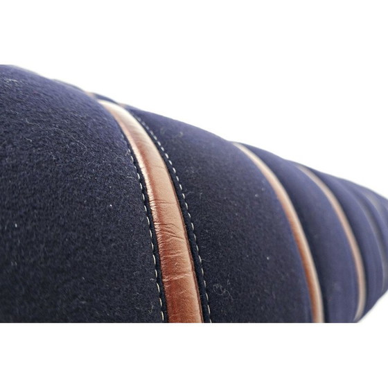 Image 1 of Kleine bank uit de Mid Century van Nicola Trussardi, Italië 1983