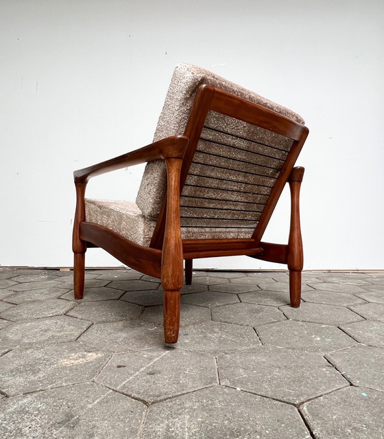 Image 1 of Deense design fauteuil met bouclé kussens, 1970's