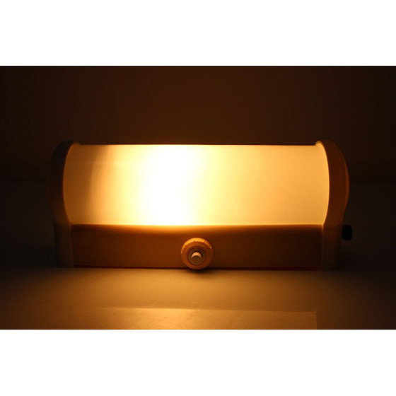 Image 1 of Vintage wandlamp van bakeliet en glas, Tsjecho-Slowakije 1930