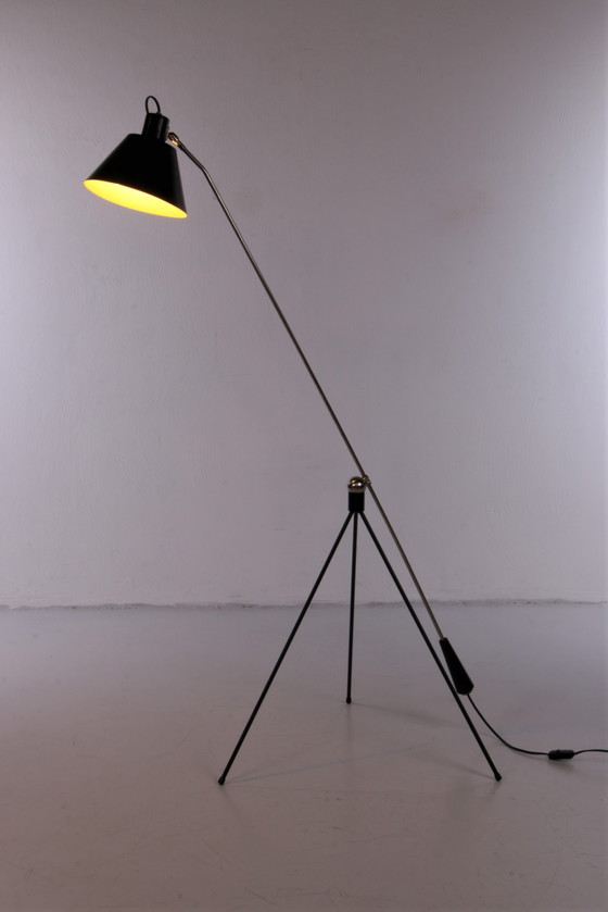 Image 1 of Artiforte Magneto vloerlamp ontwerp van H.Fillekes Jaren50 Nederland