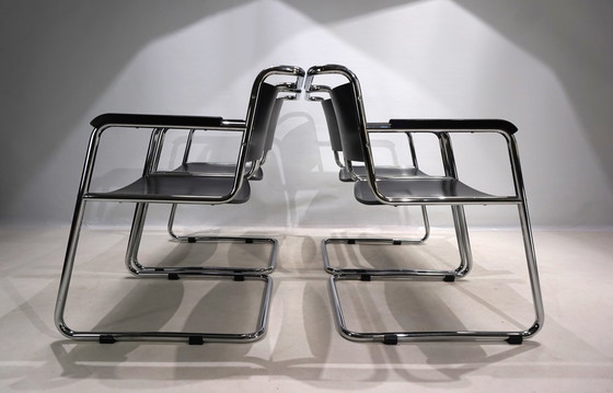 Image 1 of Set van 4 vrijdragende Bauhaus eetkamerstoelen, 1980